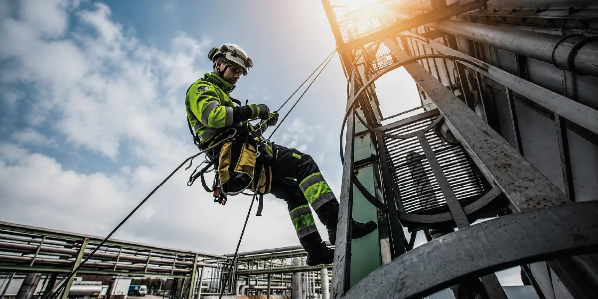 ¿Qué es el Equipo de Protección Personal para Trabajos en Altura